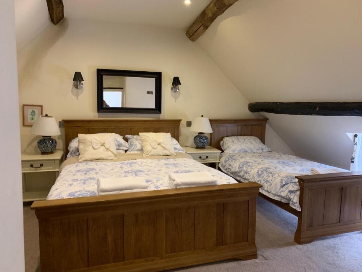 Cotswold Cottage Guesthouse Stow-on-the-Wold Екстериор снимка